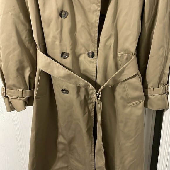 Vintage Christopher Hayes Men’s Tan Trench Coat Size 40R - Picture 4 of 16